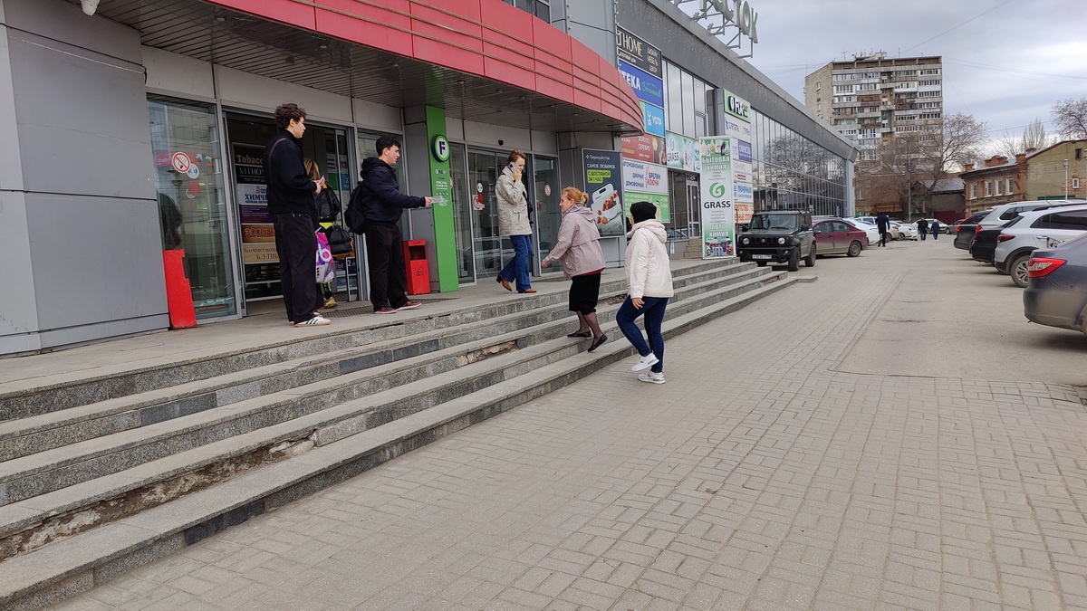Перекрёсток здоровья на Славянской площади